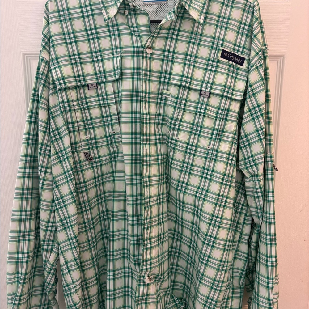 Columbia Men's White and Green Plaid Button Down Shirt